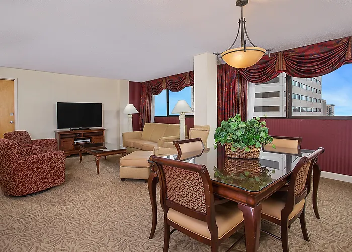 Crowne Plaza Knoxville Downtown University By Ihg