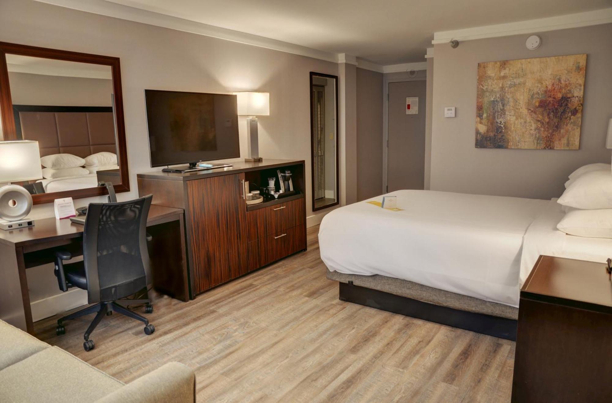 Crowne Plaza Downtown By Ihg